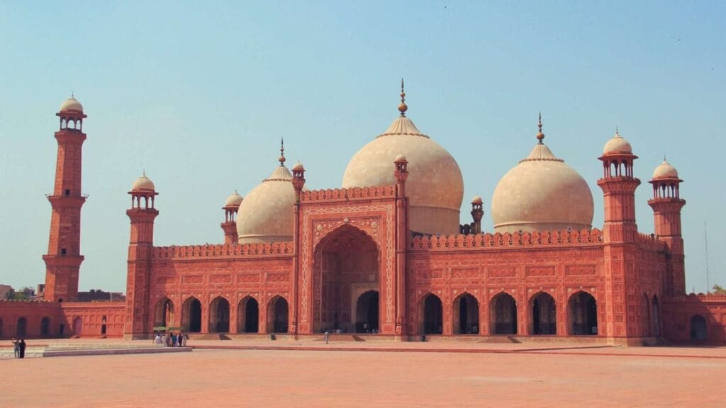 badshahi mosque